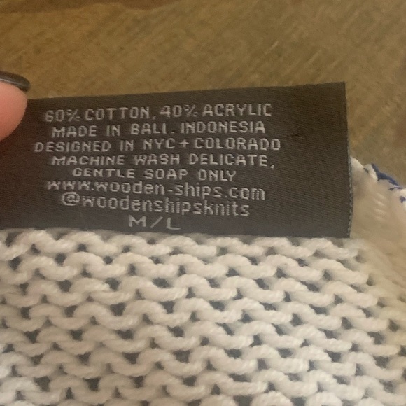 Wooden Ships multi colored sweater M/L. - Picture 5 of 6